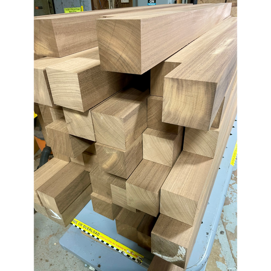 Canalete | Turning Squares
